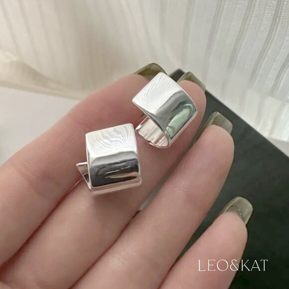 Bold Geometrical Silver Earrings. 925 Sterling Silver. #1110 - Picture 2 of 5